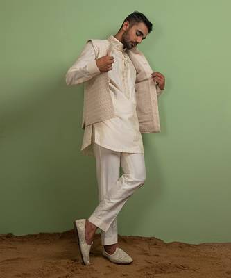 Geometric Embroidery Kurta Set 1