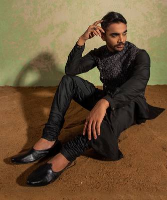 Black Embroidery Bundi Set 3