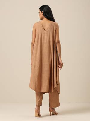 Beige Slub Texture Sleeveless Flared Kurta Pant Set 5