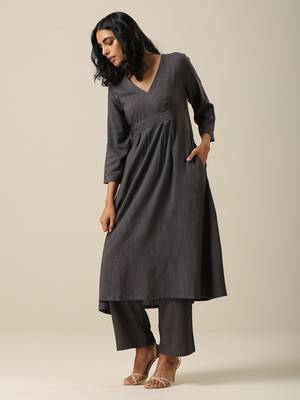 Slate Grey Slub Texture Overlap Pleat Kurta Pant Set 3