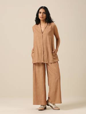 Beige Slub Texture Sleevesless Jacket Pant Set 1