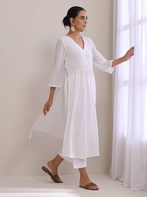 White Dobby High Slit Gathered Kurta Set 2
