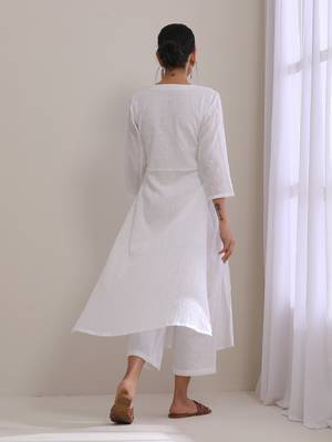 White Dobby High Slit Gathered Kurta Set 5