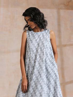 Multi Grey On Grey Ikat Print Cotton High-Low Co-Ord Set 4