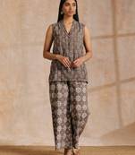 Clay Dabu Zig-Zag Motifs Print Cotton Sleeveless Jacket Pant Set