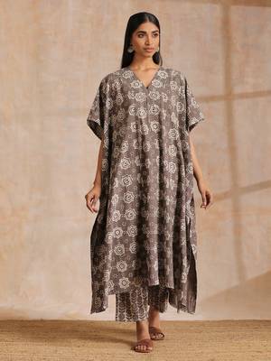Clay Dabu Overall Print Cotton Panel Kaftan Kurta Pant Set 1