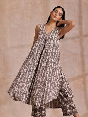 Clay Dabu Buta Print Cotton Sleeveless Flared  Kurta Pant Set 5
