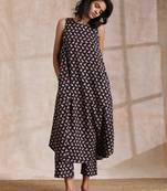 Black Bird Bagru Print Cotton Sleeveless Kurta Pant Set
