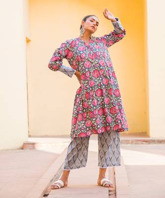 Pink Purple Floral Kurta With Geometry Print Short Pant Set 1