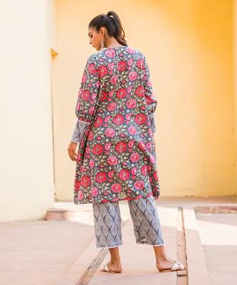 Pink Purple Floral Kurta With Geometry Print Short Pant Set 2