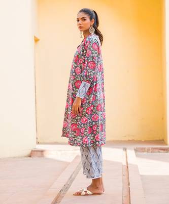 Pink Purple Floral Kurta With Geometry Print Short Pant Set 3