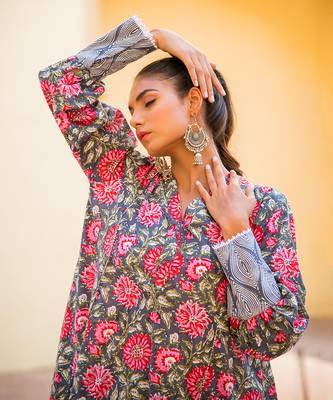 Pink Purple Floral Kurta With Geometry Print Short Pant Set 5