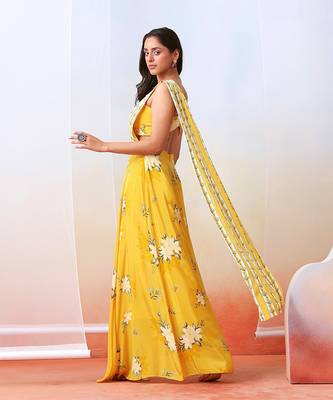 Yellow Printed Pre Stitched Saree Set 4