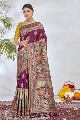 Magenta Woven Silk Blend Saree With Blouse 1