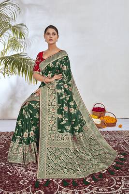  Dark Green Woven Silk Blend Saree With Blouse 3