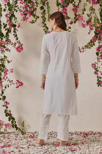 Handmade White Cotton Lucknowi Chikankari Kurta