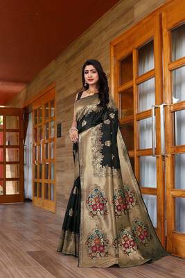 Black hand woven Banarasi silk blend saree with blouse 1