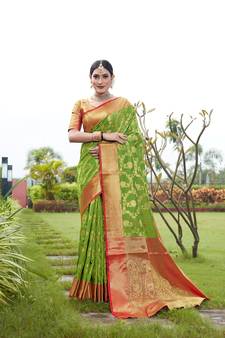 Green hand woven Banarasi silk blend saree with blouse