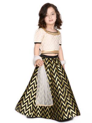 White zari silk blend stitched lehenga 3