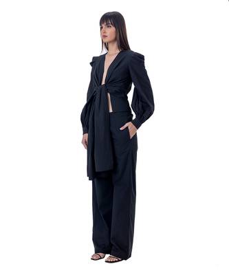 Front-tie Shirt with Blouson Sleeves 2