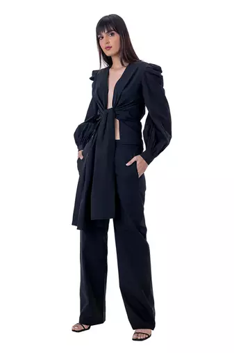Front-tie Shirt with Blouson Sleeves