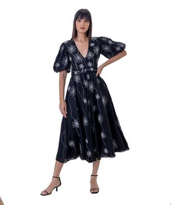 Embroidered Midi Dress with Blouson Sleeves and Belt 4