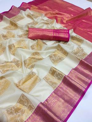 Pink hand woven Banarasi silk blend saree with blouse 4