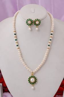Real Natural Hyderabadi pearls Set With Certificate