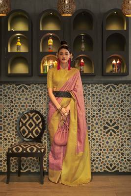 Light Pink Woven Silk Blend Saree With Blouse 1