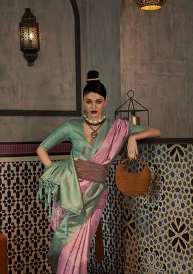 Light Pink Woven Silk Blend Saree With Blouse 2