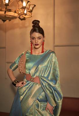 Dark Jade Woven Silk Blend Saree With Blouse 2