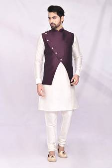 Pattern Stitched Kurta & Jacket