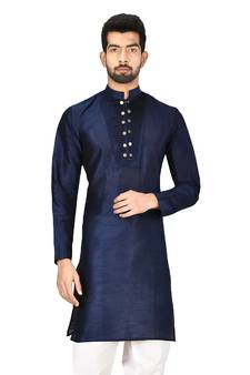 Solid stitched kurta with pattern Design