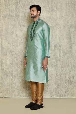 embroidery work solid stitched kurta 3