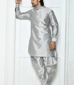 Solid stitched kurta