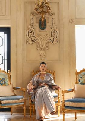 Grey Woven Tissue Saree With Blouse 2