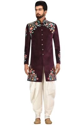 Maroon embroidered velvet sherwani 1