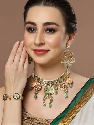 Green pearl earrings 1