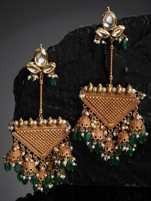 Green pearl earrings 2