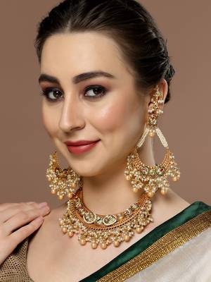 Red pearl earrings 1