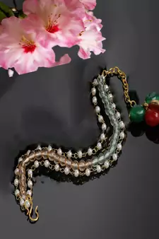 Green pearl bracelets