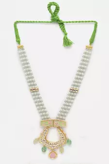 Green pearl necklaces