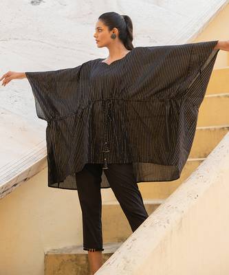 Black Beauty Lurex Cotton Kaftan Kurta With Pant Set 3