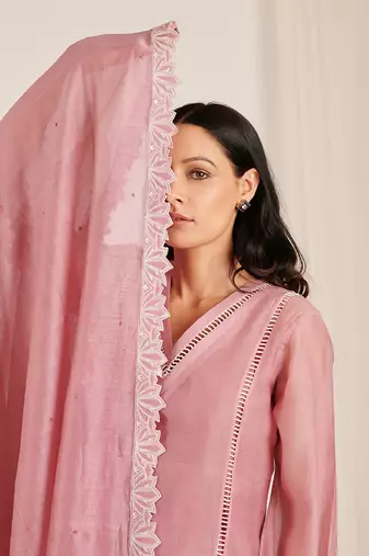 Vintage Rose Pink Lotus Embroidered Kurta Set