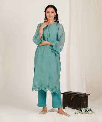 Green Chanderi Embroidered Kurta Set 2
