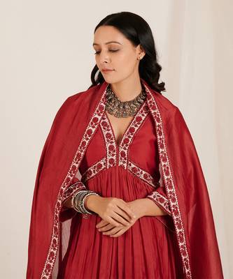 Maroon Heavy Embroidered Kurta Set 3