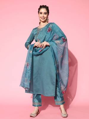 Women Sky Blue Zari Sequence Embroidered Silk Blend Kurta Pant With Dupatta 3