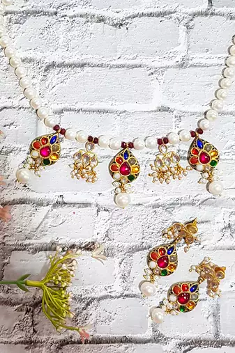 Navratna Bridal Necklace Set