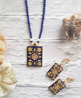 Blue Painted Necklace Set 1