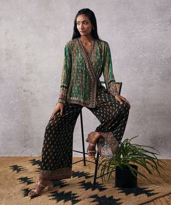 Ikaya Embroidered Angarkha Set 1